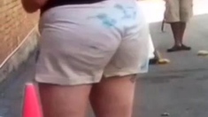 Big ass on bbw redhead milf in shorts